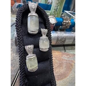 Vintage Silver-Tone Pale Green Stone Pendant Necklace